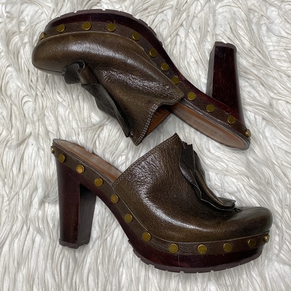 Marc by Marc Jacobs studded leather clogs - Picture 2 of 11